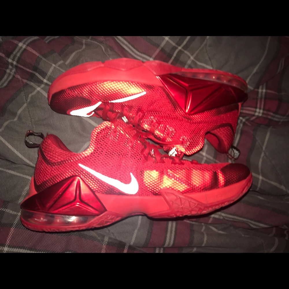 Men’s Used Lebrons sz 13